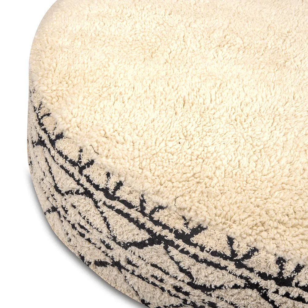 Pawpourri Boho Aztec Oval Bed for Dogs and Cats (Boho Print)