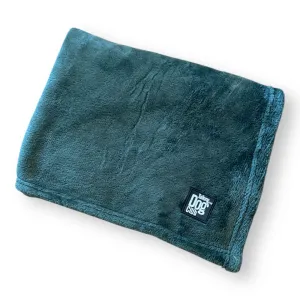Talking Dog Club Fleece Blanket For Dogs and Cats (Dark Green)