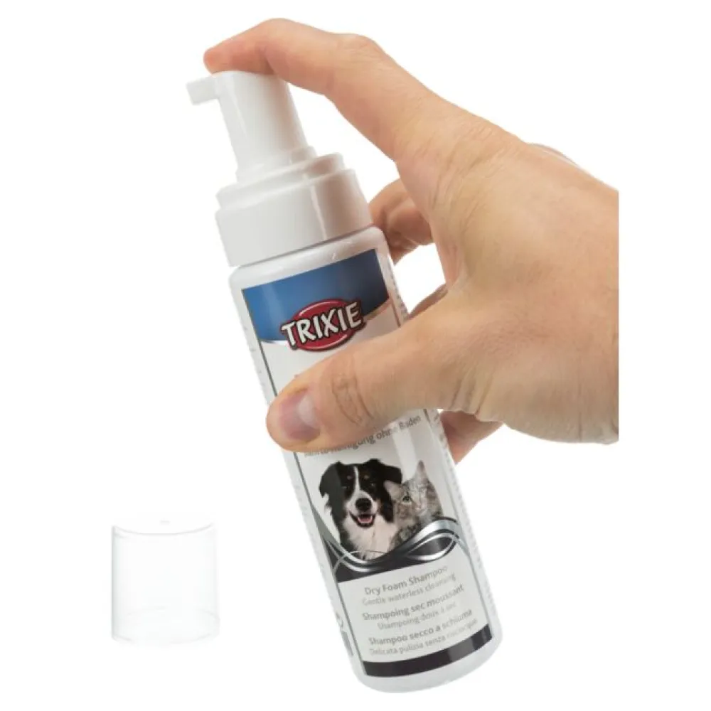 Trixie Dry Foam Shampoo for Dogs and Cats